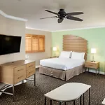 Holiday Inn Express And Suites La Jolla - Windansea Beach, And Ihg Hotel