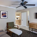 Holiday Inn Express And Suites La Jolla - Windansea Beach, And Ihg Hotel