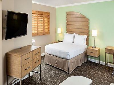 Express And La Jolla - Windansea Beach, And Ihg Resort 2*