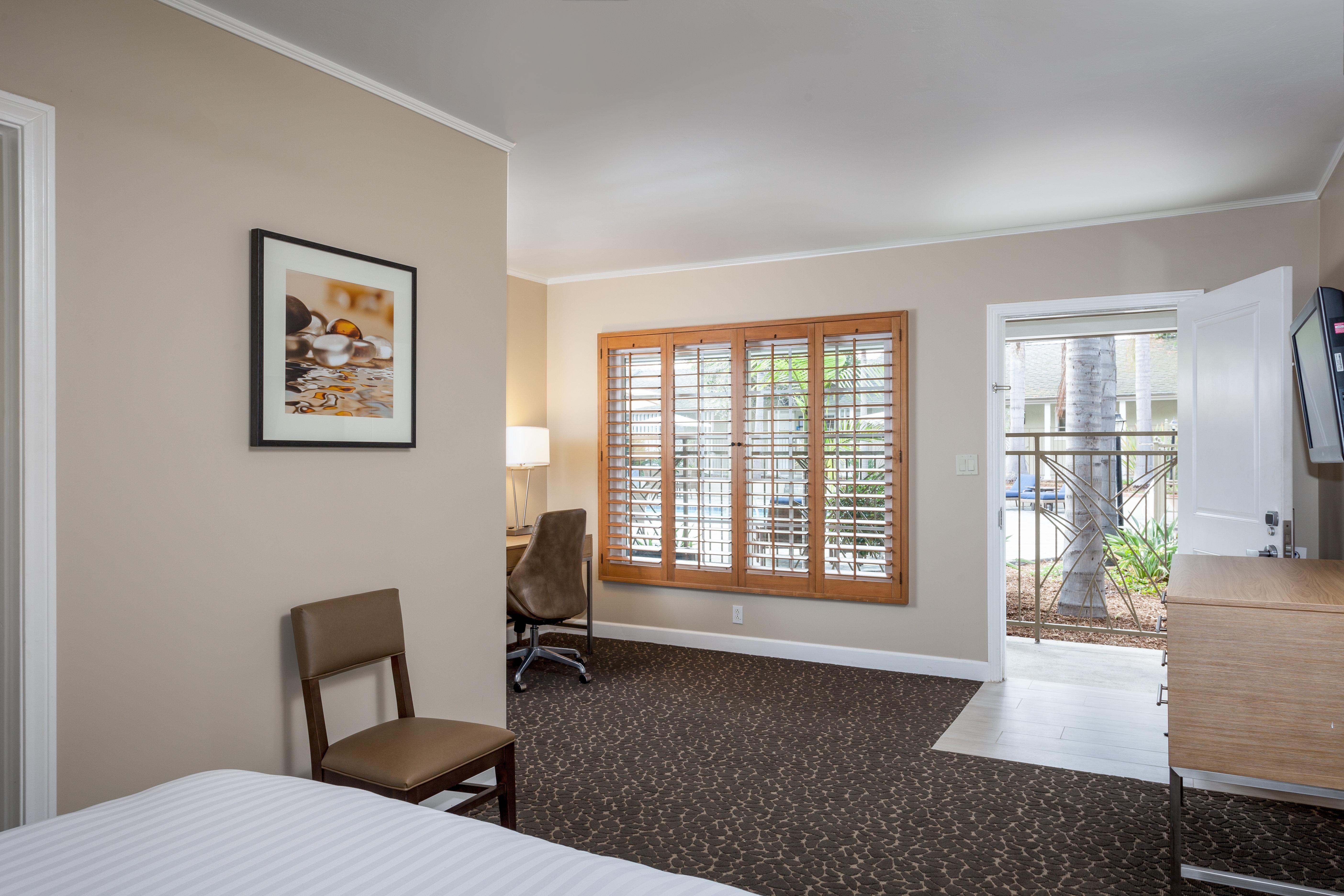 Express And La Jolla - Windansea Beach, And Ihg Resort