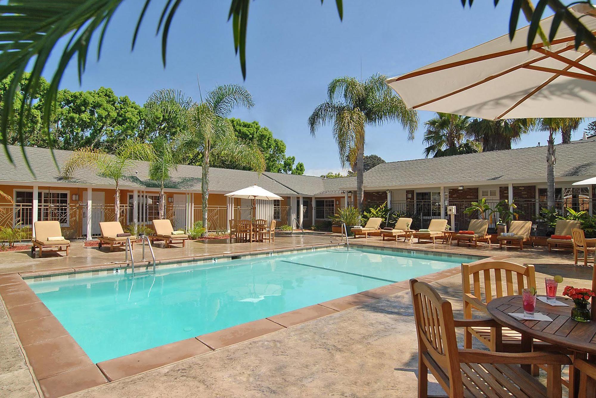 Express And La Jolla - Windansea Beach, And Ihg 2* San Diego